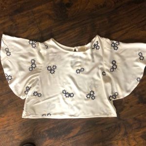 Super cute Embroidered blouse size M